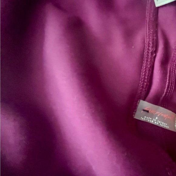 Free People Movement Size Small Burgundy Tight with Navy Racer Stripes - Picture 7 of 7